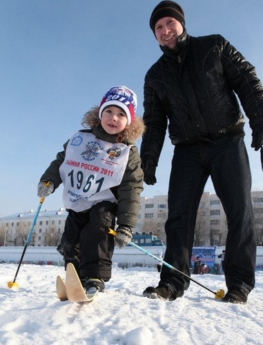 Около пяти тысяч жителей Архангельской области вышли на «Лыжню России-2011»