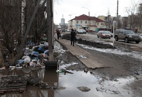 Уборка мусора в Архангельске ведется, в основном, в центре города