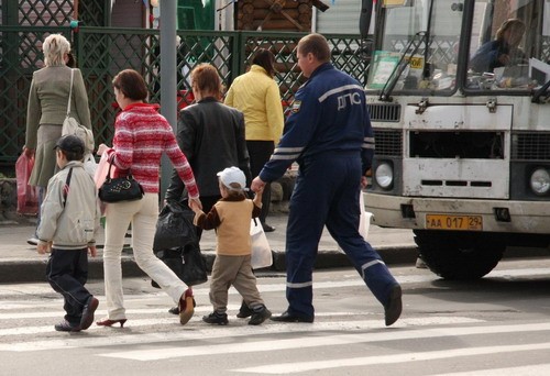 Инспекторы ГИБДД будут внимательнее следить за поведением детей на дорогах