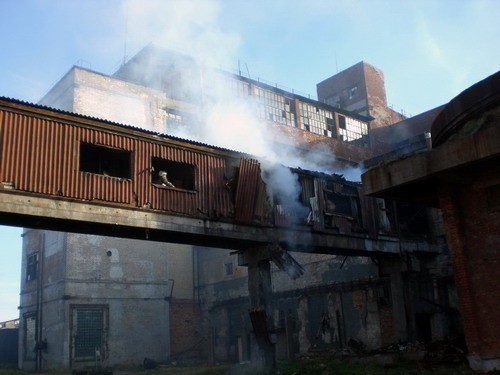 На Архангельском заводе технических спиртов произошел пожар 