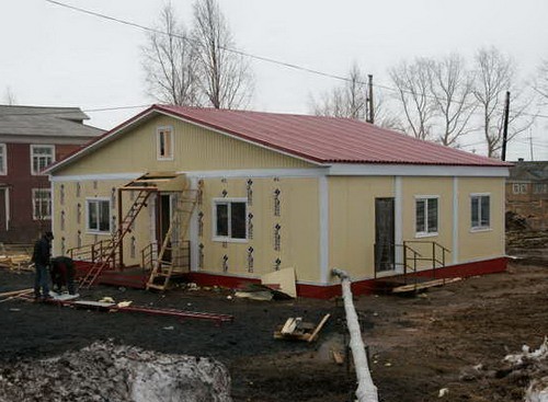 На строительстве ФАПа в селе Ломоносово завершены основные работы