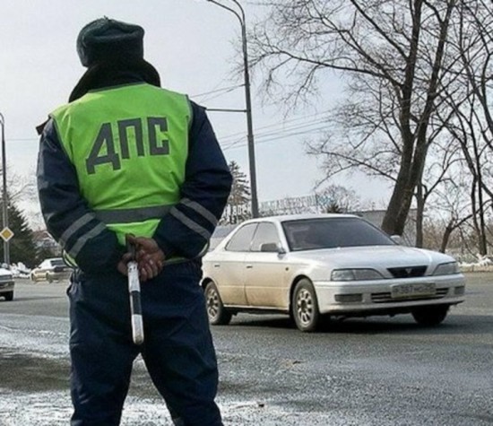 На инспектора ДПС в Архангельске, за превышение полномочий заведено уголовное дело