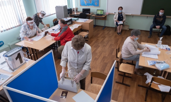 Из-за трёхдневных выборов учащихся школ Архангельской области отправят на дистанционное обучение