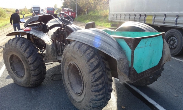 В Шенкурском районе трое на вездеходе попали под грузовик. Один человек погиб