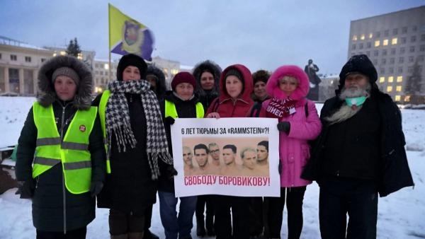 Архангельские экоактивисты вышли в поддержку главы местного штаба Навального