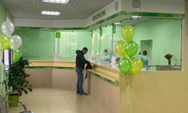 В поликлинике Архангельской городской больницы № 4 открылась обновлённая регистратура
