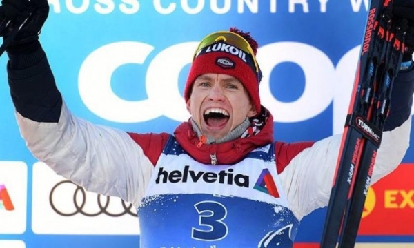Александр Большунов взял вторую медаль на этапе Кубка мира в финской Руке