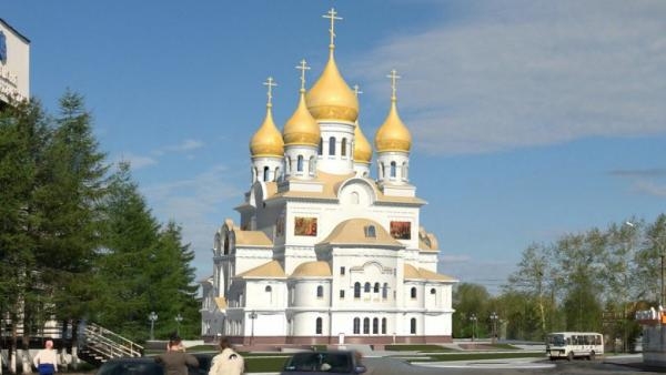 Забор вокруг кафедрального собора в Архангельске продолжает вызывать дискуссии