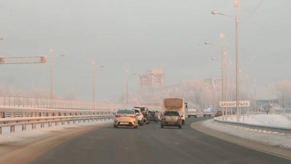 Железнодорожный мост в Архангельске вновь начнут закрывать по ночам для ремонта