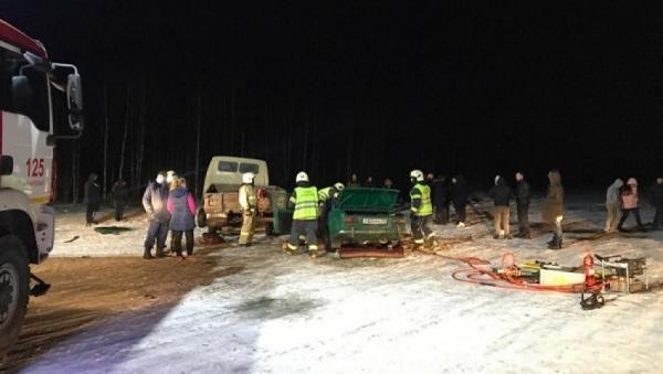 Ночные гонки по старой «взлетке» близ Архангельска вылились в ДТП с пострадавшими