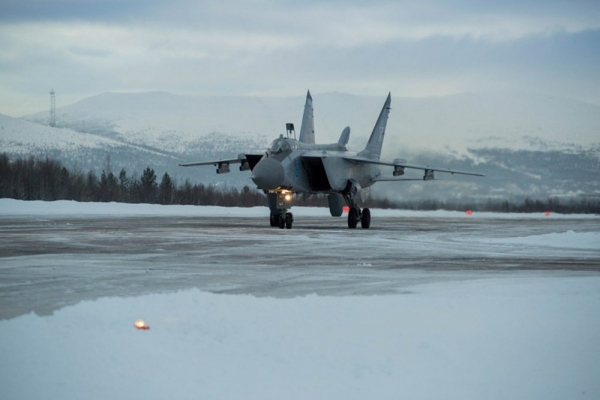   Летчики Северного флота заступили на охрану госграницы России в Арктике 