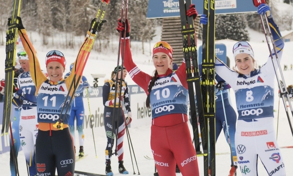 Лыжница Поморья Наталья Непряева выиграла масс-старт на «Тур де ски»
