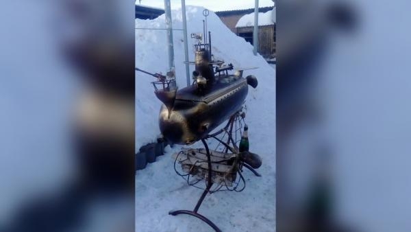 Северодвинский сварщик смастерил подлодку-мангал ко Дню моряка-подводника