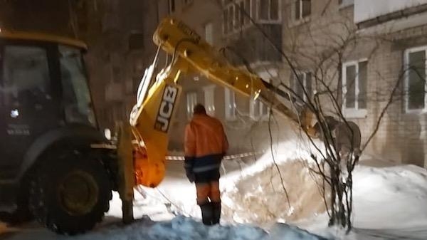 Жители нескольких десятков домов в Архангельске лишились воды из-за аварии на сетях