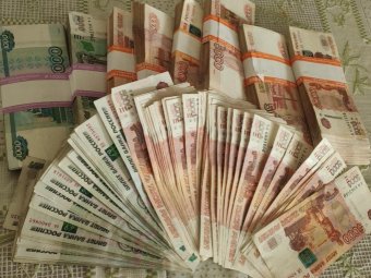 В Плесецком районе 66-летняя пенсионерка лишилась более 300 тыс рублей, пойдя на поводу у мошенников
