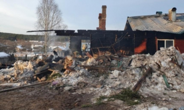 В Устьянском районе при пожаре погибли пожилые супруги