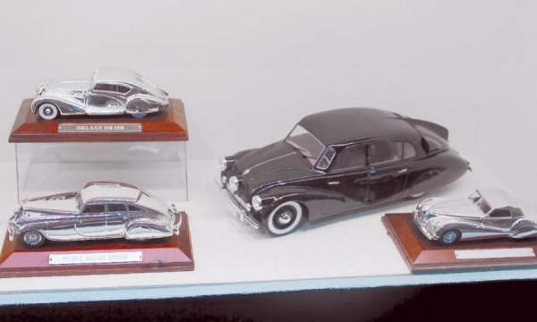 В Архангельске открылась выставка моделей автомобилей из частных коллекций