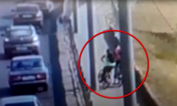 Видео: необычное ДТП попало на камеры в Череповце
