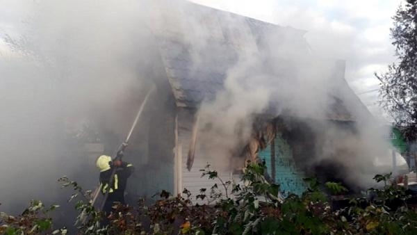 Под Архангельском пьяный мужчина поджег собственный дом и сгорел сам