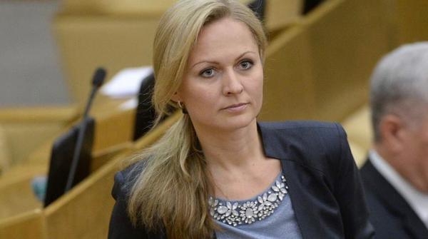 За воровку ответишь: архангельский кандидат Чиркова подает в суд на Жириновского