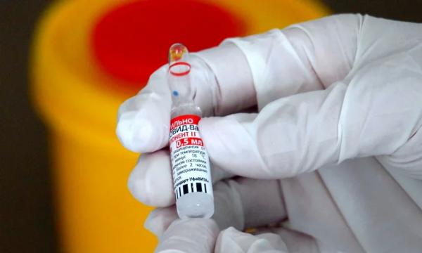В выходные в Архангельске и Северодвинске открылись мобильные пункты вакцинации от коронавируса