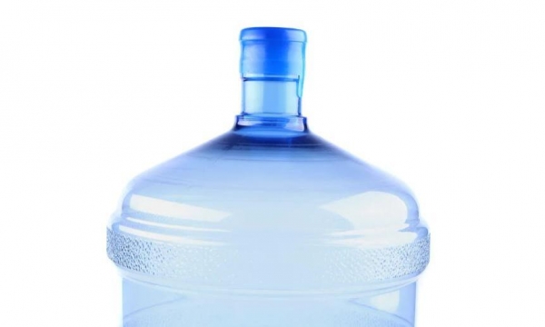 В период отключения воды архангелогородцы смогут купить питьевую воду по цене 1 рубль за 5 литров
