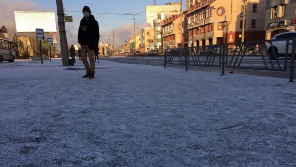 Гололед и пробки: как Архангельск пережил первый снег