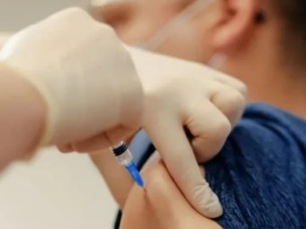 В Архангельске и Северодвинске продолжают свою работу мобильные пункты вакцинации от COVID-19