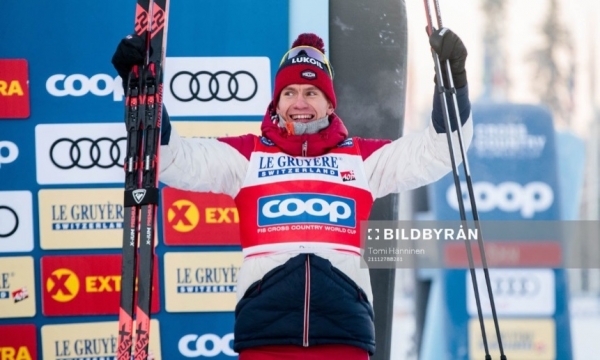 Александр Большунов выиграл «бронзу» на Кубке мира по лыжным гонкам
