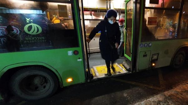 Новый тариф на проезд в архангельских автобусах власти обнародуют 24 декабря
