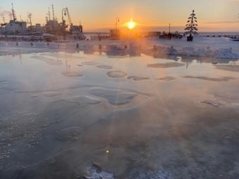 Ни дня без прорывов: в Архангельске затопило территорию возле Морского музея